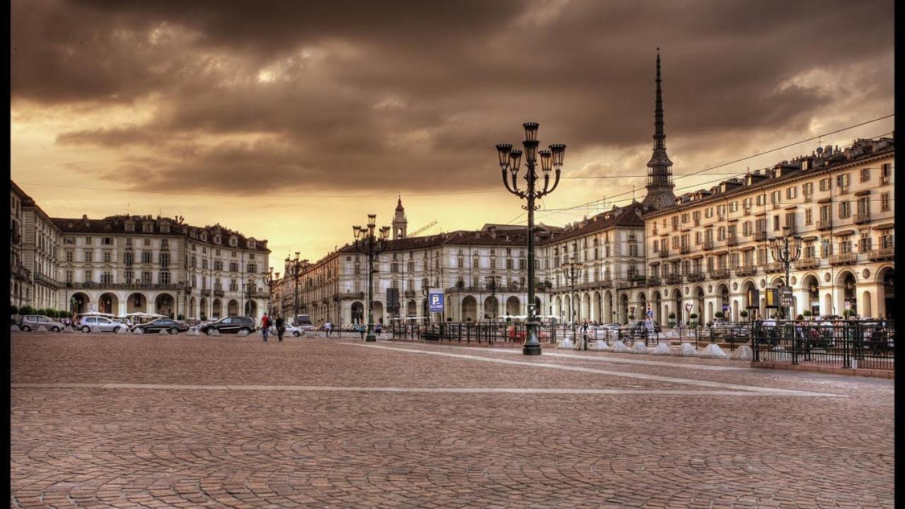 Il Salotto Di Torino Centrale In Piazza Vittorio Exteriér fotografie